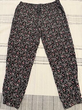 Alfani Black Leggings with Pink and White Floral Print